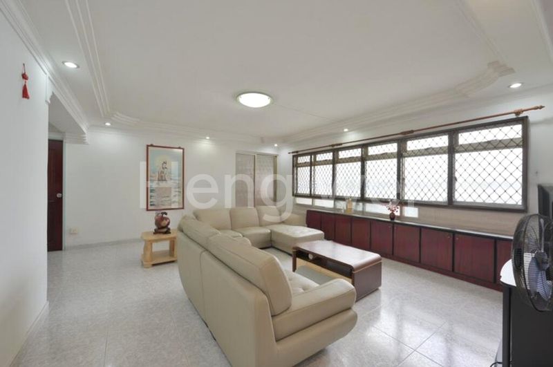 Executive HDB for Sale in  758 Choa Chu Kang North 5 - Image 13