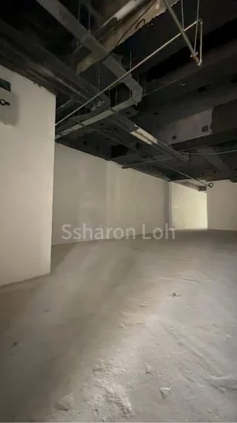 Eastwood Centre: Retail Shop for Rent - Image 5