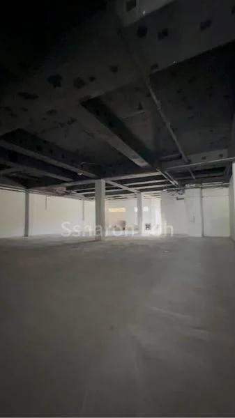 Eastwood Centre: Retail Shop for Rent - Image 8