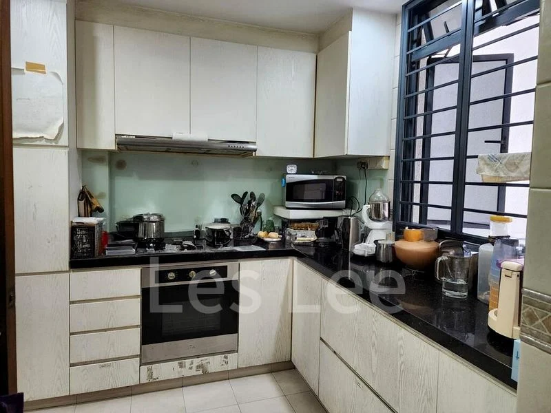 3 Bed Condo for Rent in  Regentville - Image 2