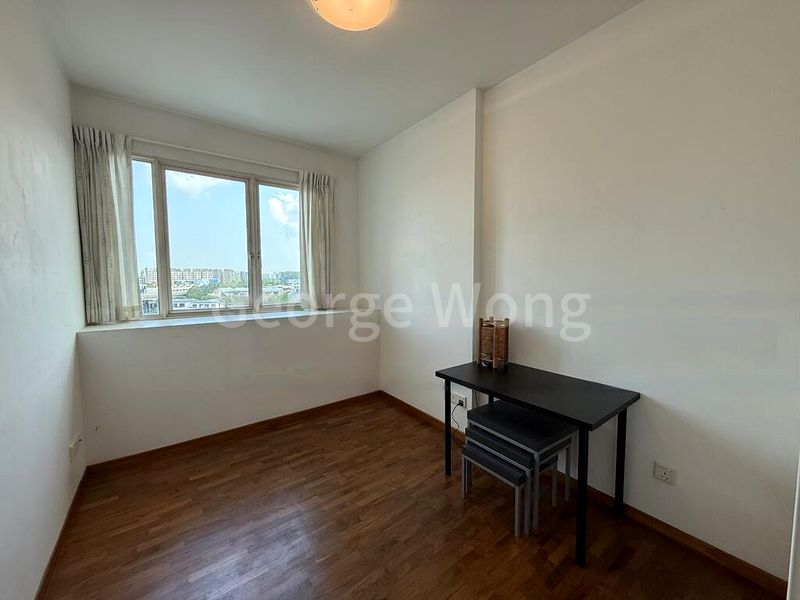 2 Bed Condo for Rent in  Sunglade - Image 4