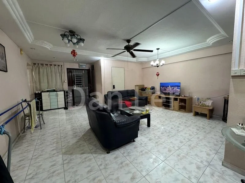 5 Room (5I) HDB for Sale in  667B Jurong West Street 65 - Image 1