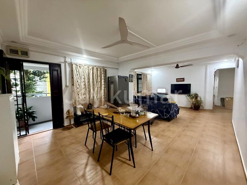 4 Room (4A) HDB for Sale in 142 Rivervale Crescent - Image 4
