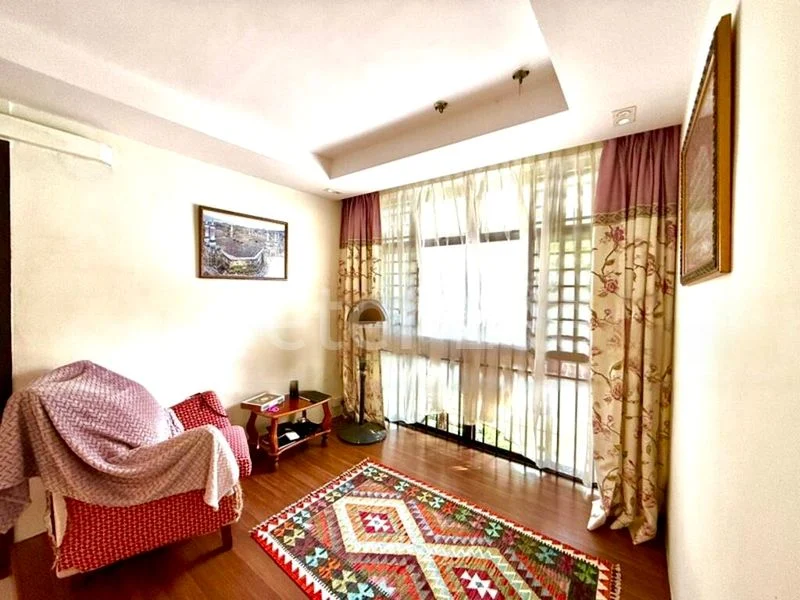 5 Room (5I) HDB for Sale in  50 Sims Drive - Image 11