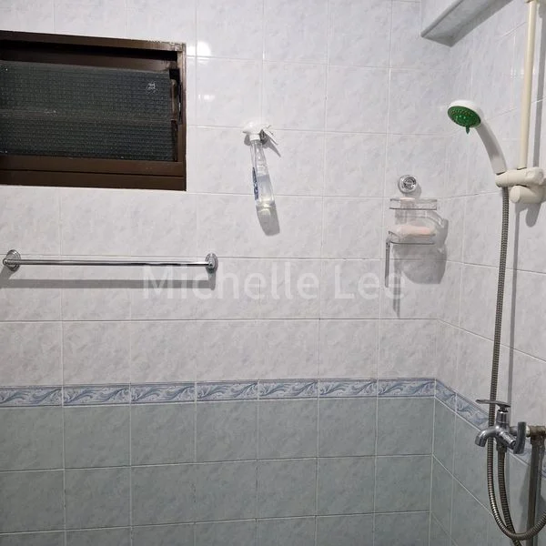 Common Room (HDB) for Rent in 16 Telok Blangah Crescent - Image 5
