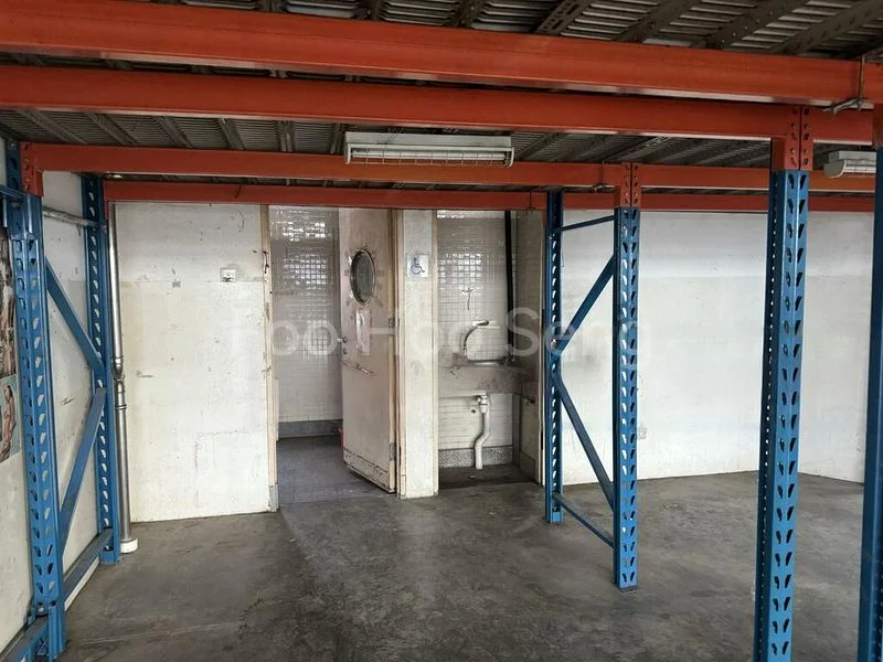 Light Industrial (B1) for Rent: Jay Gee Melwani House - Image 19