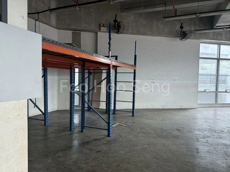 Light Industrial (B1) for Rent: Jay Gee Melwani House - Image 3