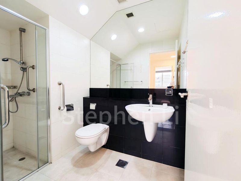 4 Bed Condo for Sale in  The Shelford - Image 13