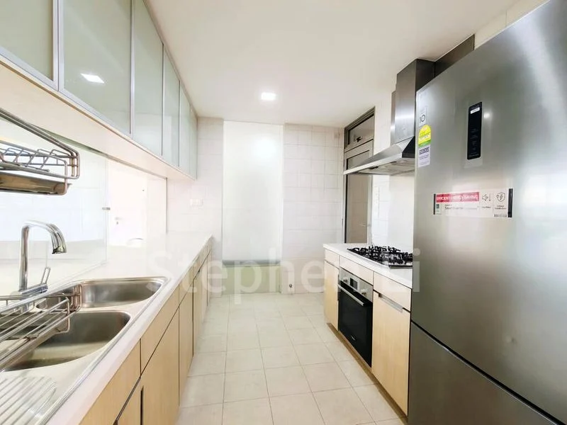 4 Bed Condo for Sale in  The Shelford - Image 15