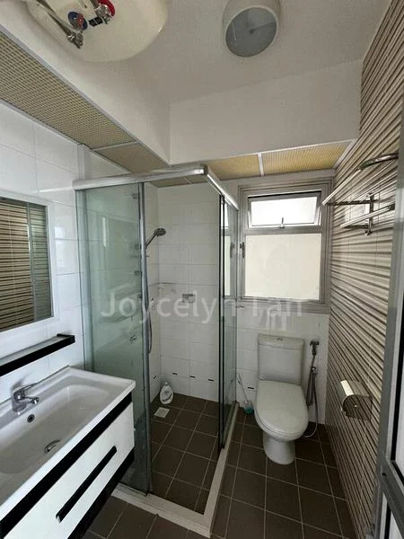 2 Room (2A) HDB for Rent in  440A Bukit Batok West Avenue 8 - Image 6