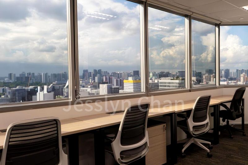 Office for Rent: Odeon Towers - Image 2