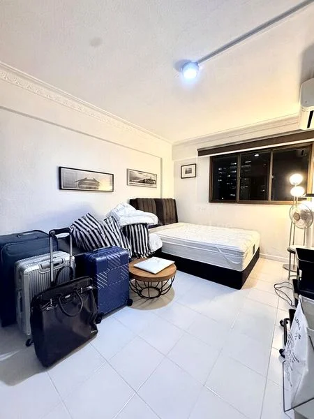 4 Room (4NG) HDB for Sale in  336 Hougang Avenue 7 - Image 2