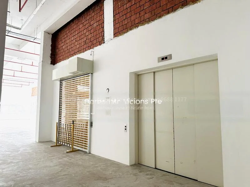 Light Industrial (B1) for Rent: BEDOK MRT High-Ceiling Office, Production, and Storage space with full amenities. - Image 11