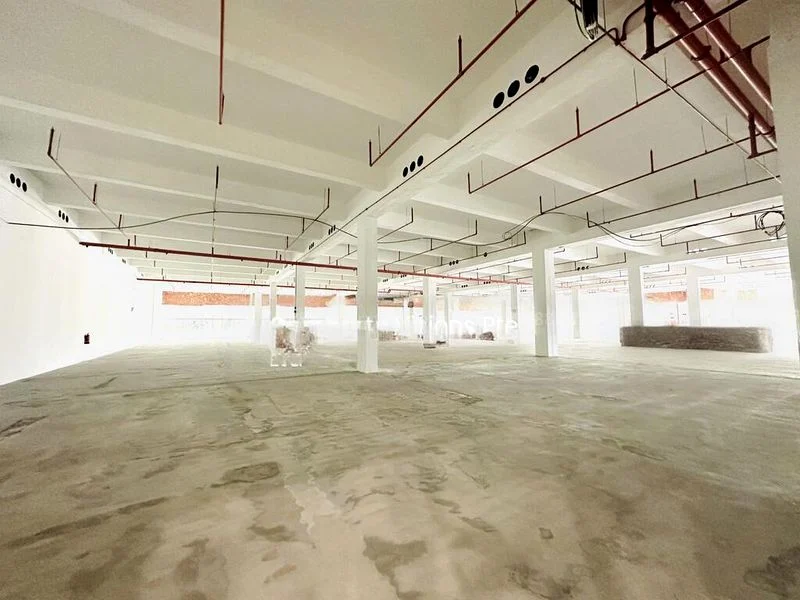 Light Industrial (B1) for Rent: BEDOK MRT High-Ceiling Office, Production, and Storage space with full amenities. - Image 8