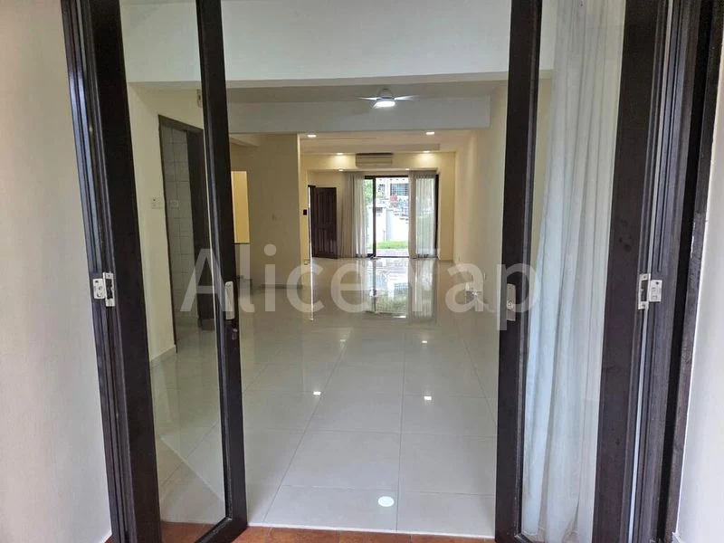 4 Bed Terraced House (Landed) for Rent in Airview Park - Image 8