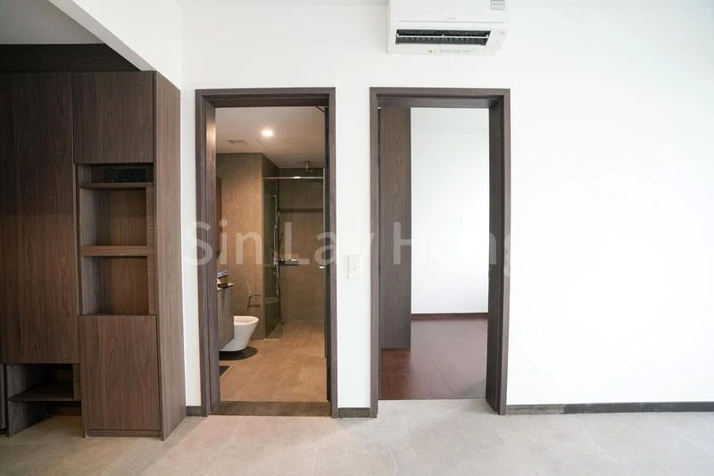 2 Bed Condo for Rent in  Marina Bay Residences - Image 7