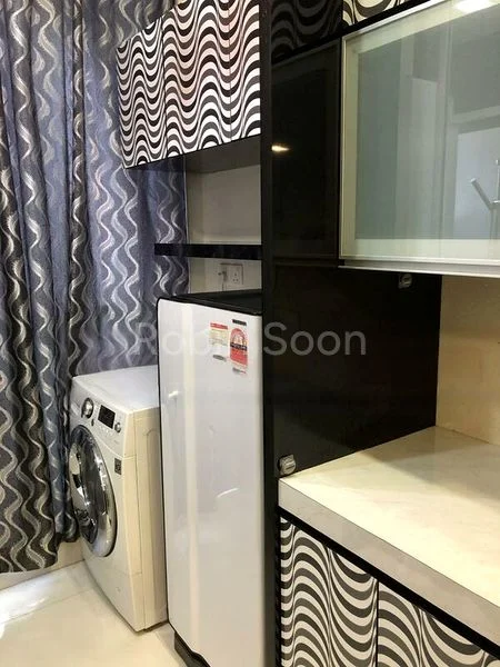 Studio Terraced House (Landed) for Rent in  Hampshire Road - Image 2