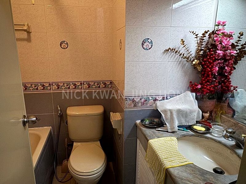 4 Bed Condo for Rent in  Emerald Park - Image 8