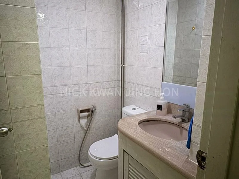 4 Bed Condo for Rent in  Emerald Park - Image 6