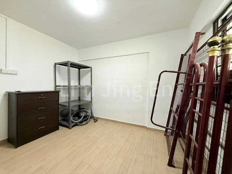 3 Room (3NG) HDB for Rent in  476 Ang Mo Kio Avenue 10 - Image 8