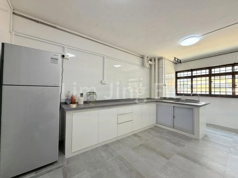 3 Room (3NG) HDB for Rent in  476 Ang Mo Kio Avenue 10 - Image 3