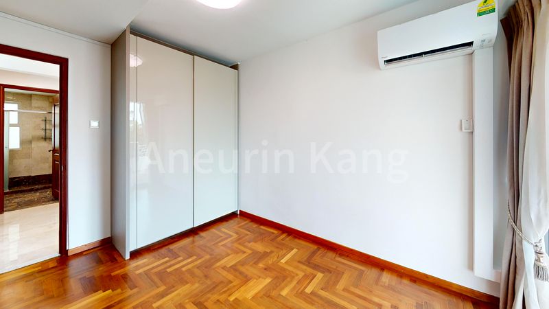 4+1 Bed Condo for Rent in  Pepys Hill Condominium - Image 8