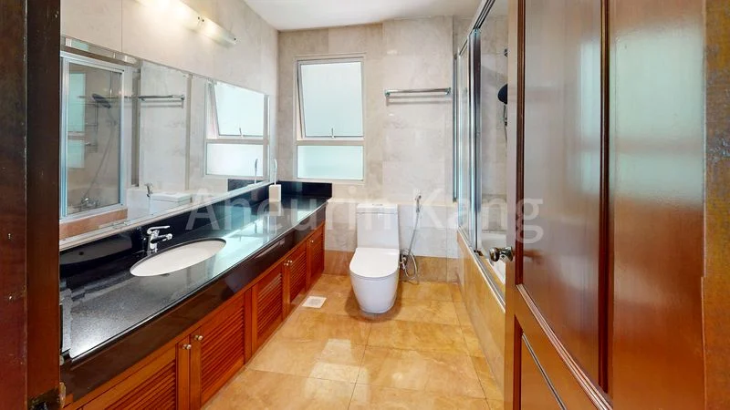 4+1 Bed Condo for Rent in  Pepys Hill Condominium - Image 2