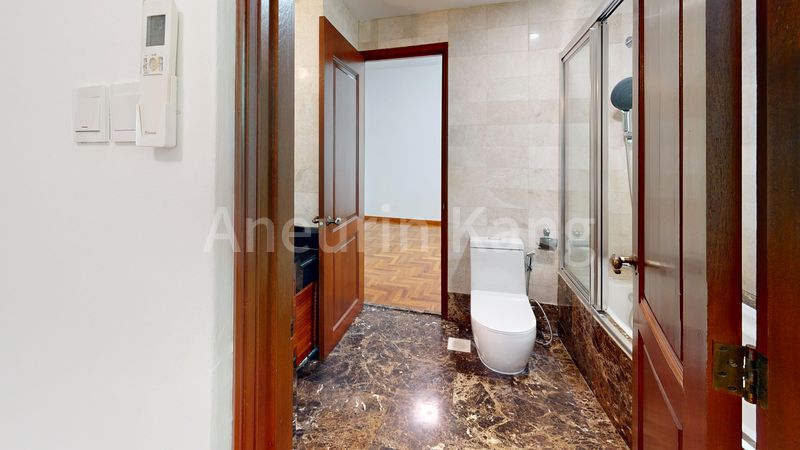 4+1 Bed Condo for Rent in  Pepys Hill Condominium - Image 5