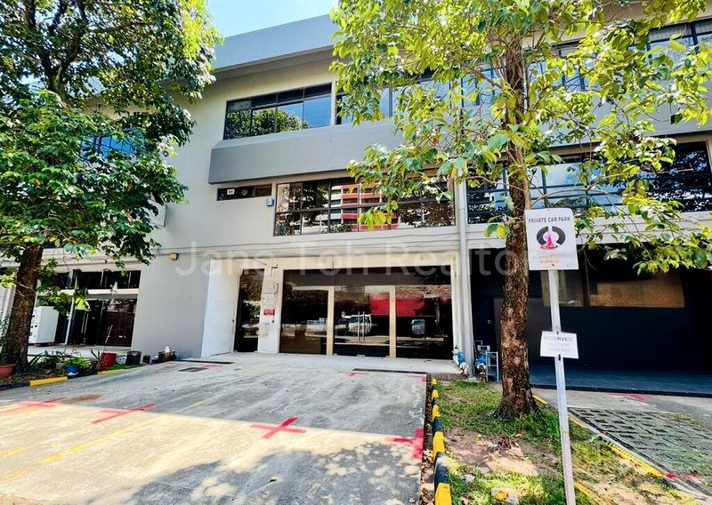 Light Industrial (B1) for Rent: Henderson Industrial Park - Image 3