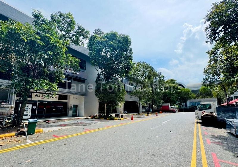 Light Industrial (B1) for Rent: Henderson Industrial Park - Image 1