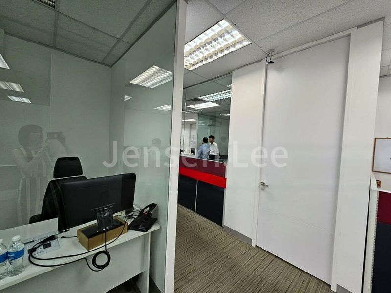 Light Industrial (B1) for Rent: "Unity Centre - Image 2