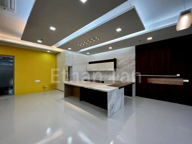 Light Industrial (B1) for Rent: One Pemimpin - Image 7