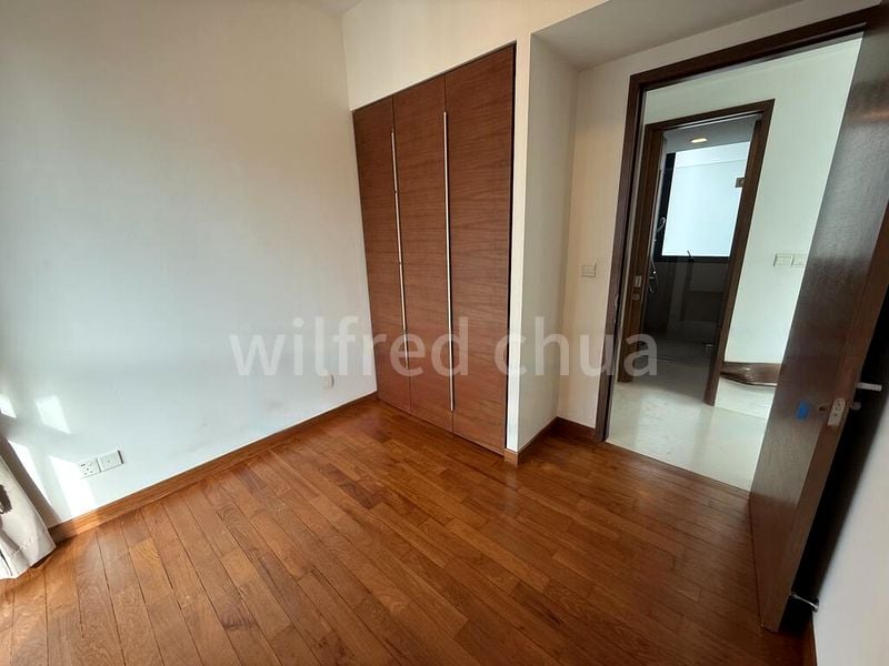 2 Bed Condo for Rent in The Suites At Central - Image 10