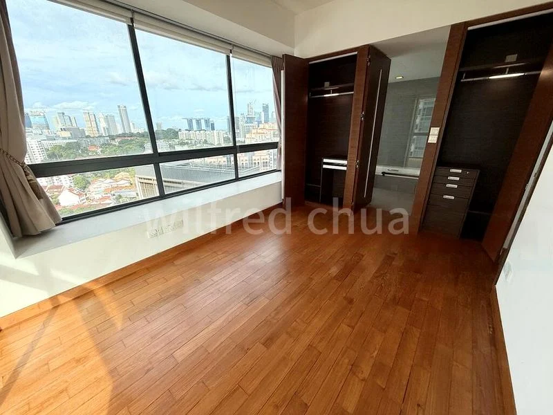 2 Bed Condo for Rent in The Suites At Central - Image 4