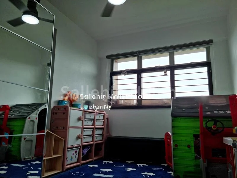 5 Room (5I) HDB for Sale in  494J Tampines Street 45 - Image 7
