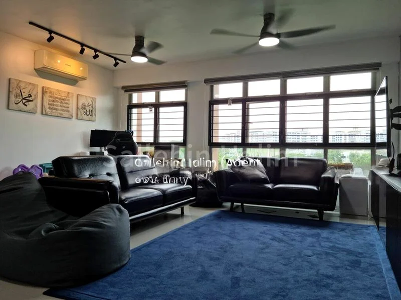 5 Room (5I) HDB for Sale in  494J Tampines Street 45 - Image 1