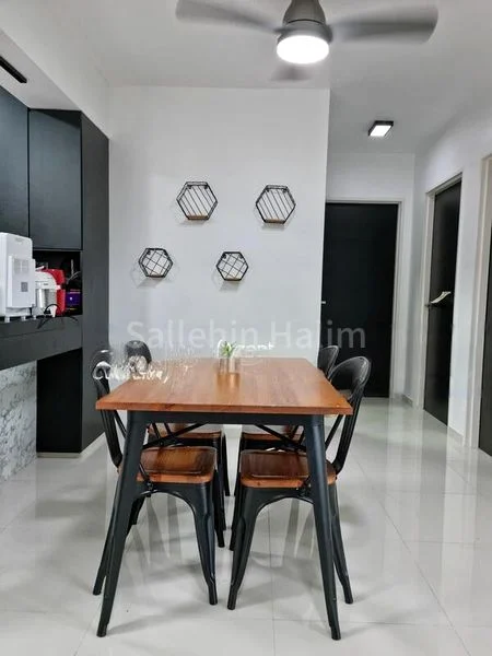 5 Room (5I) HDB for Sale in  494J Tampines Street 45 - Image 3