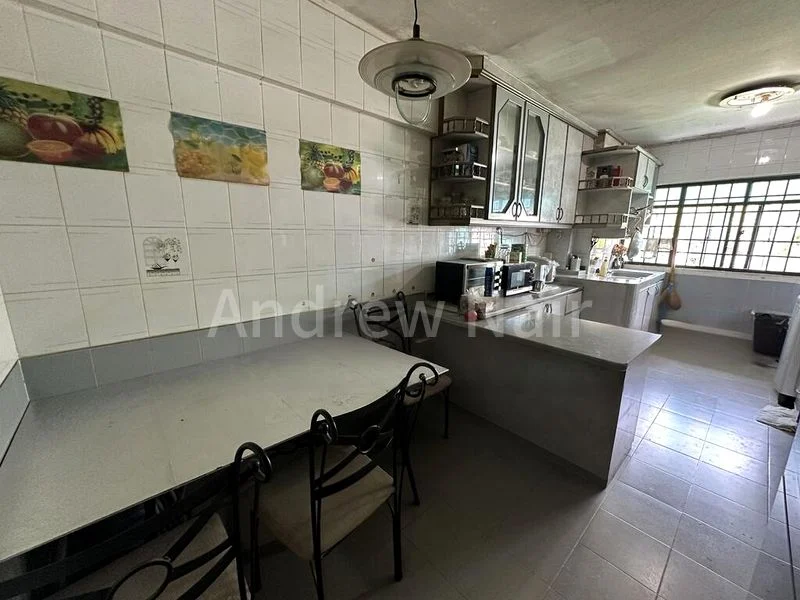 3 Room (3A) HDB for Sale in 252 Tampines Street 21 - Image 5