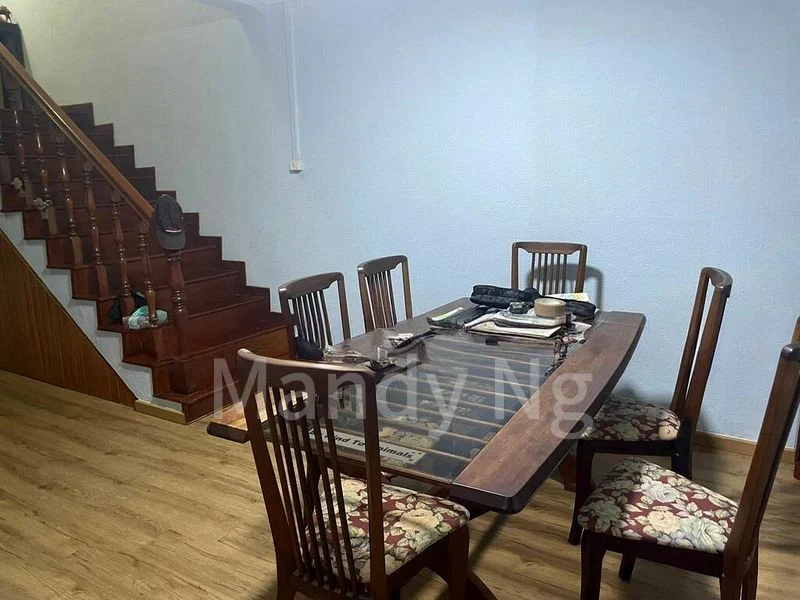 Maisonette HDB for Rent in  647 Hougang Avenue 8 - Image 5