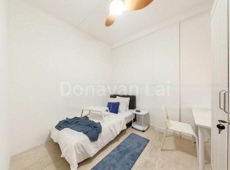 Room (Condo) for Rent in  Westmere - Image 2