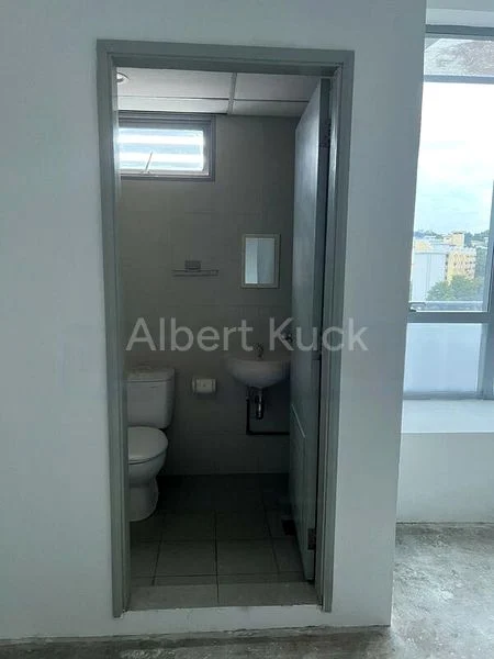 Light Industrial (B1) for Rent: One Commonwealth - Image 2