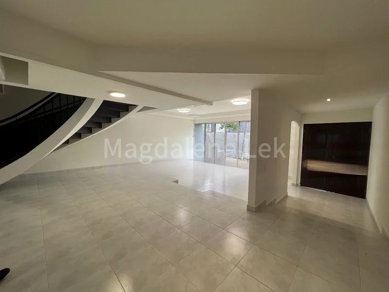 3 Bed Condo for Rent in  Chancery Court - Image 2