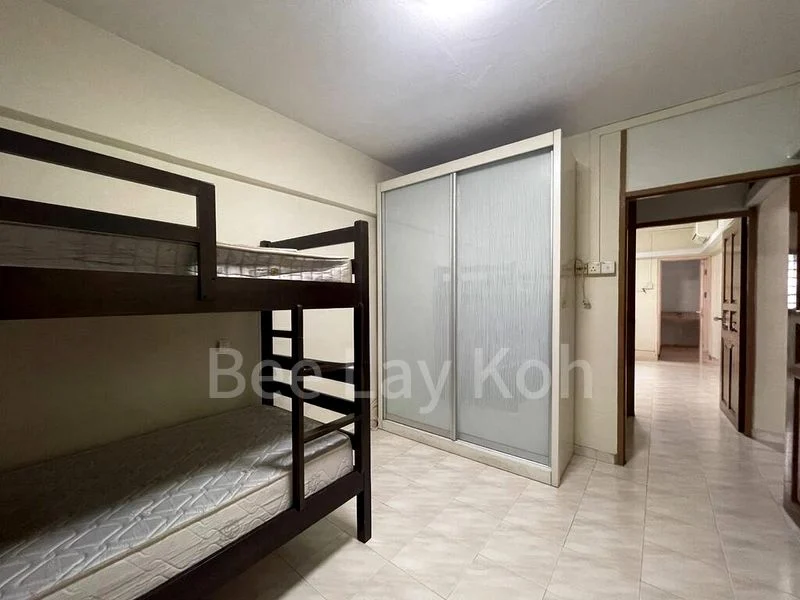 3 Room (3NG) HDB for Rent in  218 Ang Mo Kio Avenue 1 - Image 4