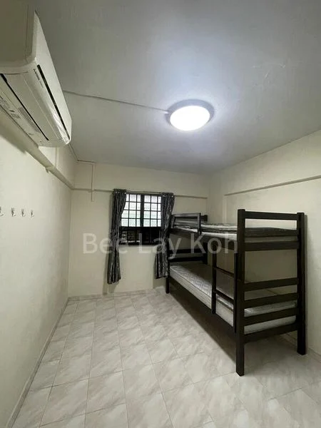 3 Room (3NG) HDB for Rent in  218 Ang Mo Kio Avenue 1 - Image 3