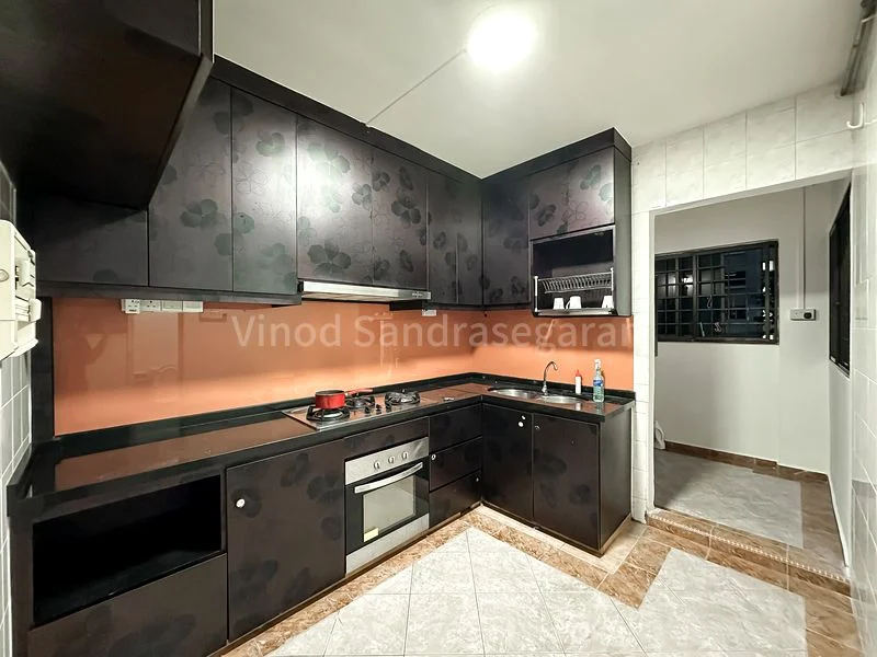 4 Room (4A) HDB for Rent in  950 Hougang Street 91 - Image 5