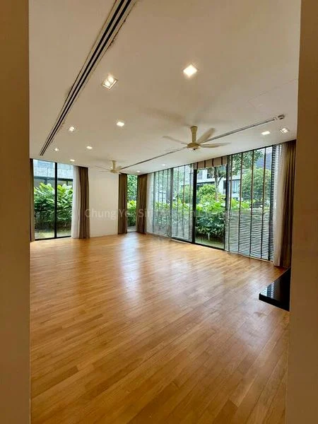 4 Bed Cluster House (Landed) for Sale in  Mont Timah - Image 7
