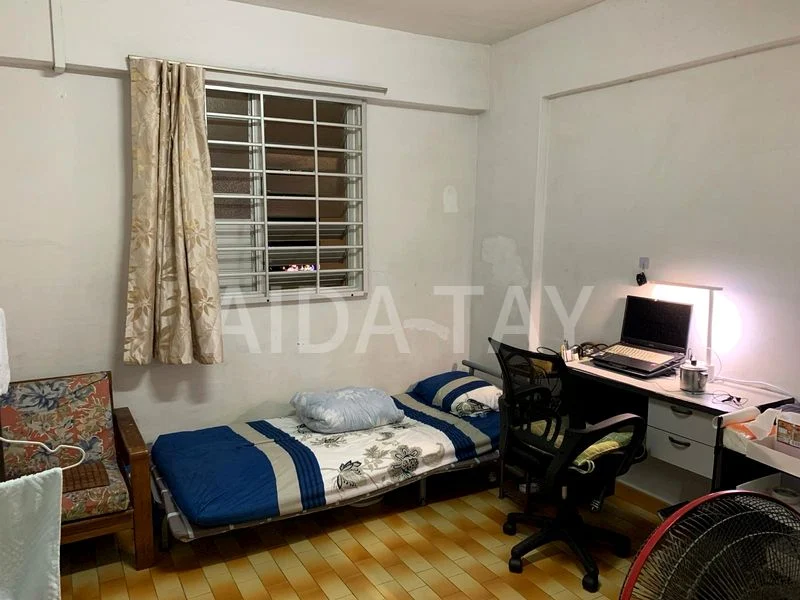 Common Room (HDB) for Rent in  731 Clementi West Street 2 - Image 1