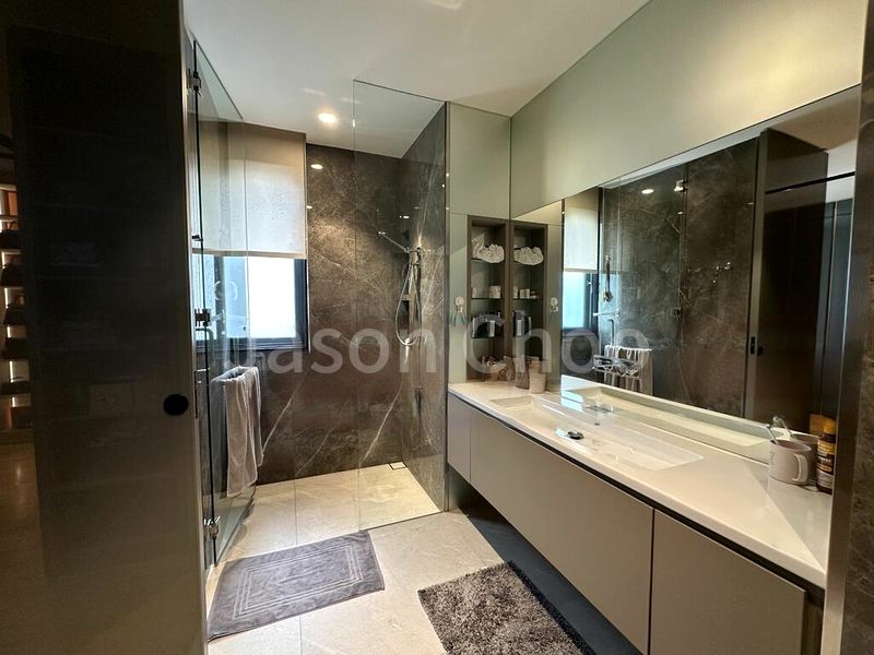 5 Bed Semi-Detached House (Landed) for Sale in  Springside Avenue - Image 5