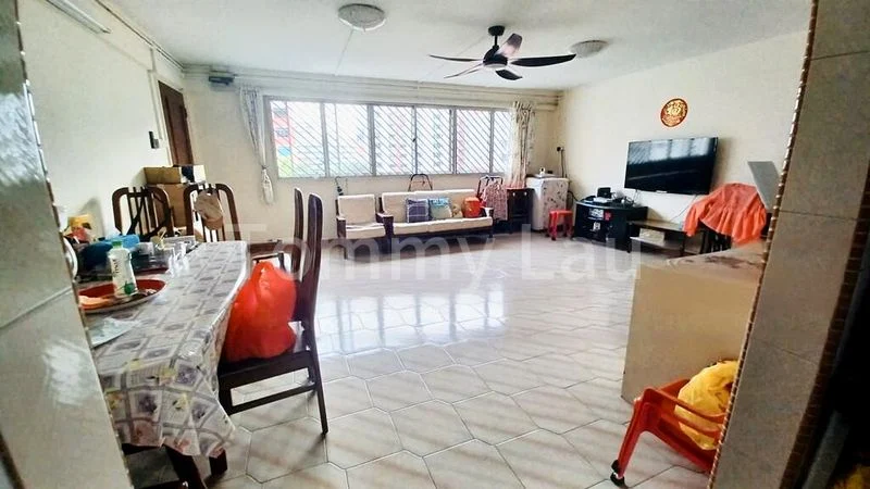 Common Room (HDB) for Rent in  617 Hougang Avenue 8 - Image 1