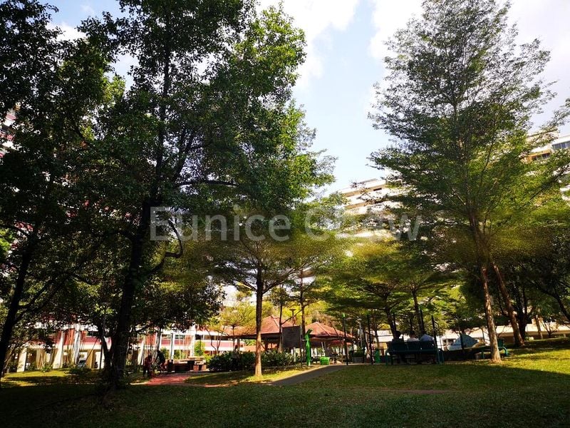 Shop / Shophouse for Rent: 645 Yishun Street 61 - Image 1